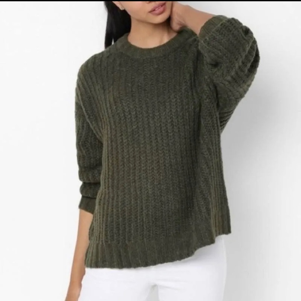 AMERICAN EAGLE. Green knitted sweater. Size S